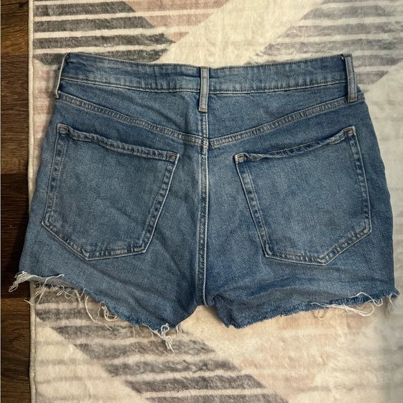 Old Navy OG High Rise Shorts - Picture 2 of 3